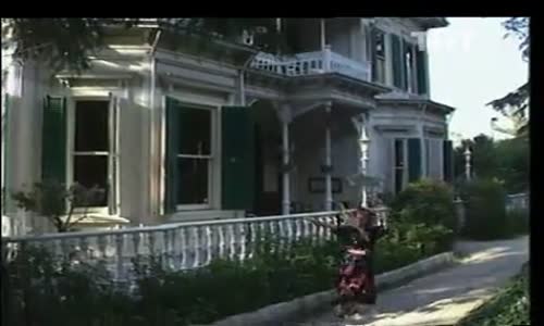 Nurhan Damcıoğlu-Ben Çiçekci Güzeliyim 