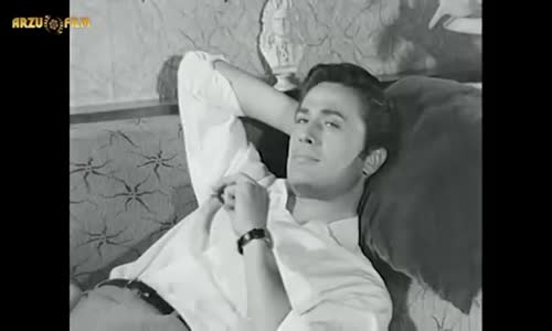 Sürtük  Ölsem de Seninim Artık