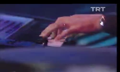 Kenan Doğulu-Ben Güzelden Anlarım izle