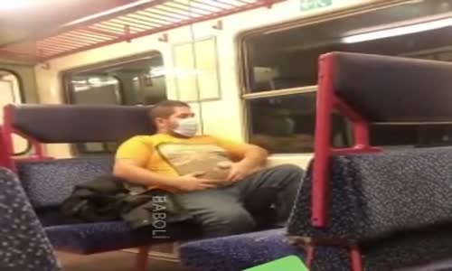 Göbek Deliği Kokusu ile Mest Olan Manyak 