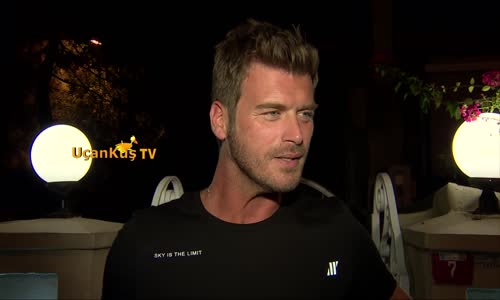 Kıvanç Tatlıtuğ Ve Beren Saat Yeniden Bir Araya Mı Gelecek