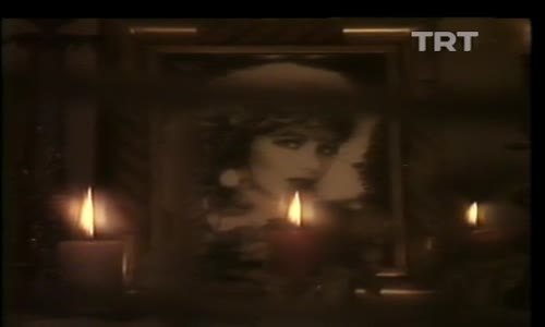 Nil Burak-Hasret İki Dudak Arasında 