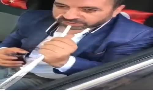 Arabada Sigara İçmeye Çözüm Bulan Yurdum İnsanı