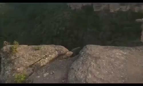 Uçurumun Kenarında Evlilik Teklifi