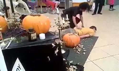 Şakacıya Şaka Yapılınca