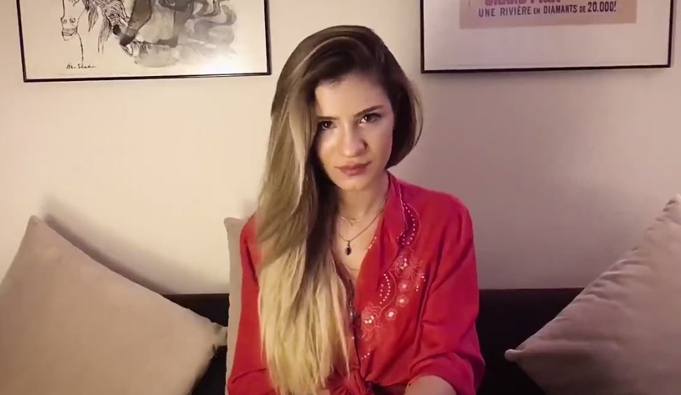 Feride Hilal Akın - Biliyorum