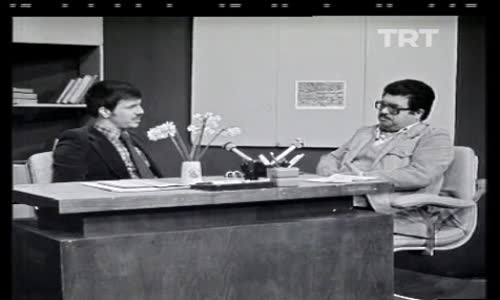 Turgut Özal'ın 1970 Devalüasyonu Açıklaması izle