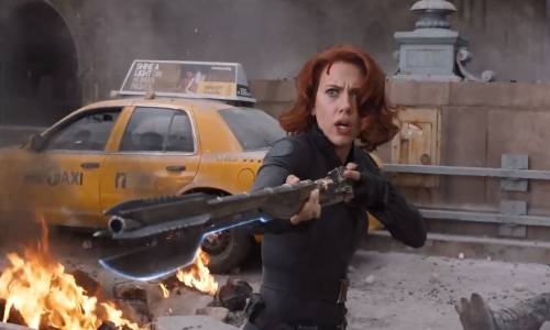 Yenilmezler - Yenilmezler vs Chitauri Ordusu Savaşıyor