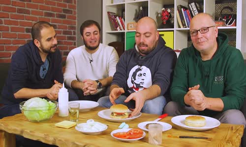 Reklam Hilelerini Test Ettik - Süt Yerine Tutkal, Şurup Yerine Motor Yağı