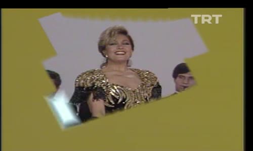 Emel Sayın-Mavi Boncuk Tak Da Gel izle