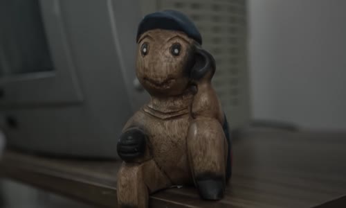 Yeis Sensura Git Diyemem (Official Video)