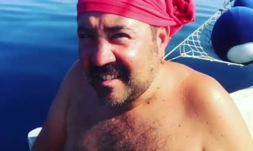 Ata Demirer'den Stella Teyze Taklidi