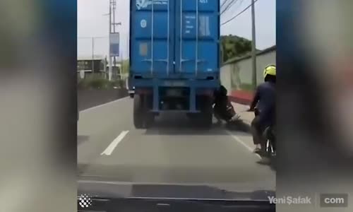 Kafasını Kamyon Ezen Adamın Mucize Kurtuluşu