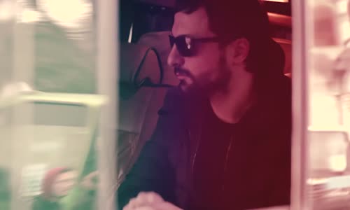 Mehmet Erdem - Bir Elmanın Yarısı