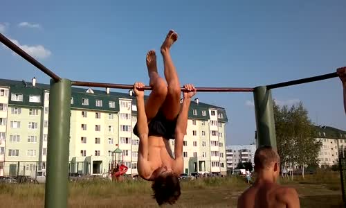 Bu Gençlerin Spor Yapma Tarzı Biraz Farklı