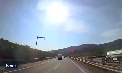 Akıllara Durgunluk Veren Kaza Kamerada!