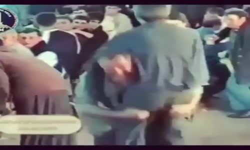 Düğünde Gaza Gelip Arkadaşının Pantolonunu Yırtan Amca