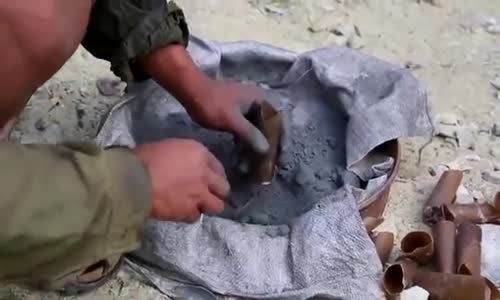 Zümrüt Yakut Nasıl Cıkarılır _ Cok İlginc..