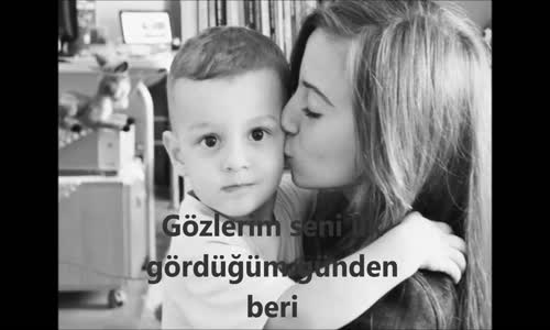 Ukte İlk Göz Ağrım ( Sözleriyle )