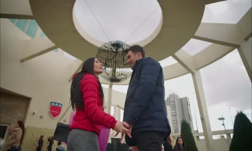 Çilek Kokusu 20. Bölüm  Heyecan Var Mı