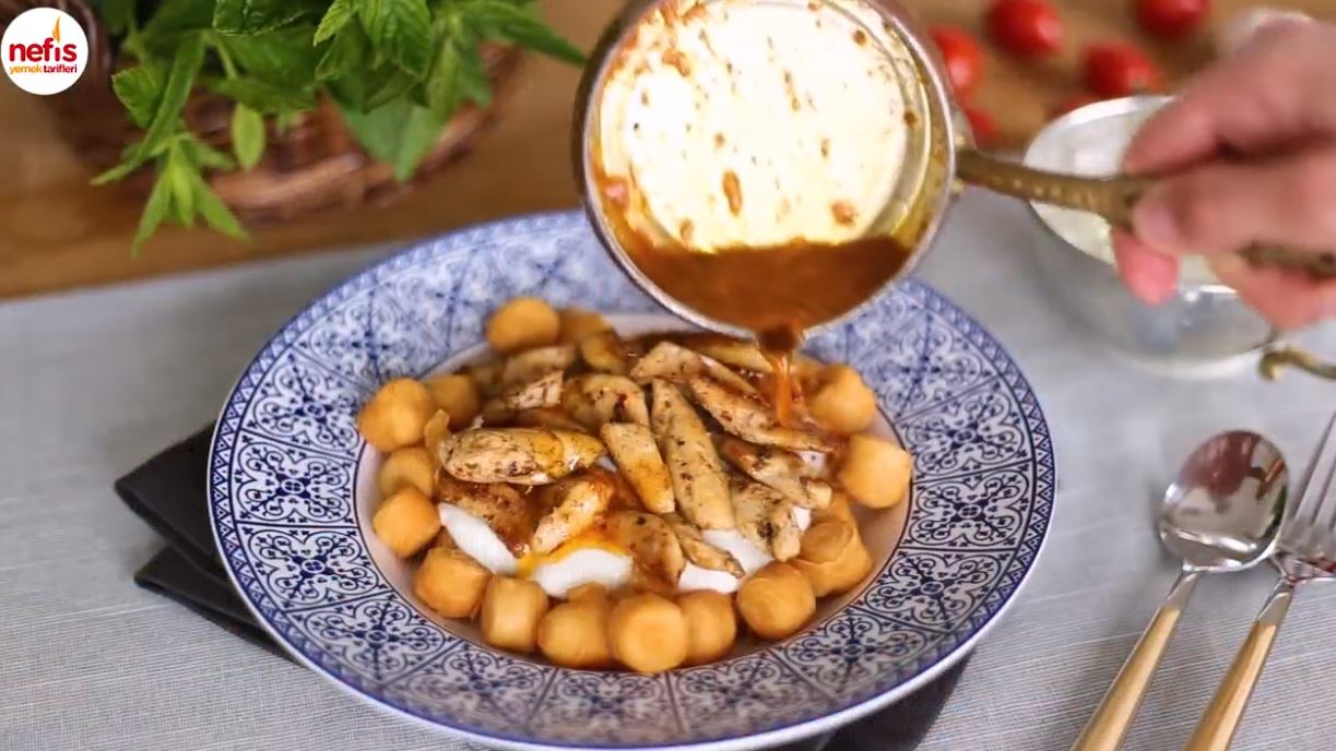 Tavuklu Şiş Mantısı Tarifi