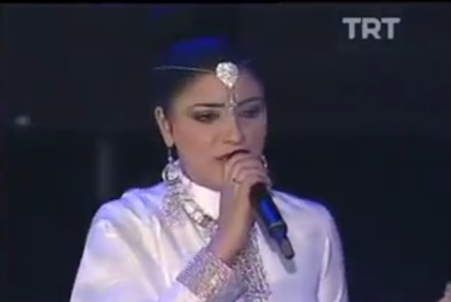 Zara-Şem-i Ruhuna Cismimi Pervane Düşürdüm