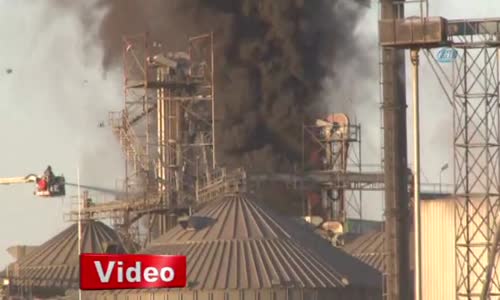 Adana'da Yağ Fabrikasında Yangın 