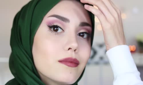 Rimel Askına Özel Gün Makyajı İki Farklı Ruj Önerisi İle