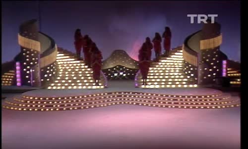 İzzet Altınmeşe-Avare İzle