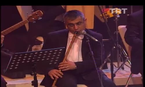 Emel Taşçıoğlu-Sarmaşık Bülbülleri izle