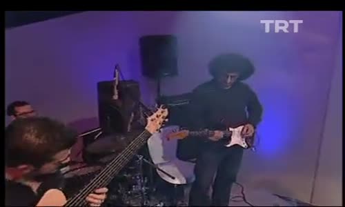 Zerrin Özer-Leylim Ley 