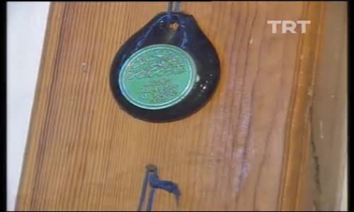 Zeki Müren 'Ben Bazen Ölümü De Özlüyorum' izle