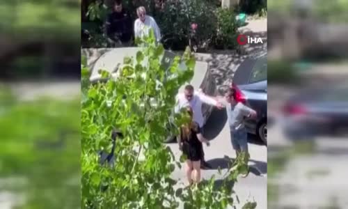 Maltepe’de kadın ile erkek sürücü arasındaki yol verme tartışması kamerada 