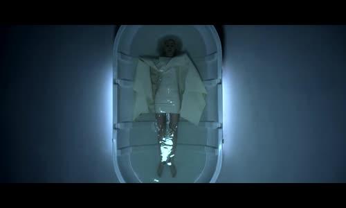 Lady Gaga - Dance in the Darku