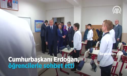 Cumhurbaşkanı Erdoğan, Öğrencilerle Sohbet Etti