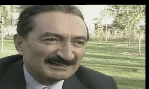 Bülent Ecevit'in Kedi Sevgisi izle