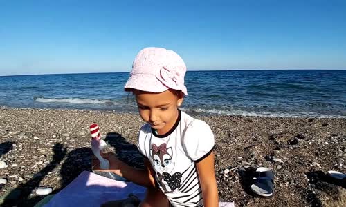 Elifi kuma gömdük , Eğlenceli çocuk videosu