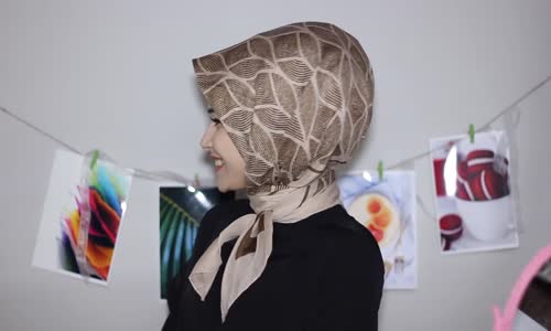 Tuğçe Bozkırlı Yeniden Döndüm Şal Bağlama Sizlere Hediyeler