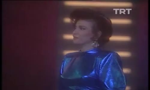 Gülşen Kutlu-Gel Sevelim İzle