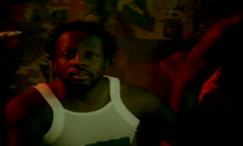 Shakira Ft. Wyclef Jean  - Hips Don't Lie  