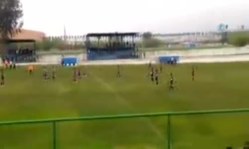 Kadınlar Maçında Top 15 Dakika Boyunca Kalecide Kaldı!