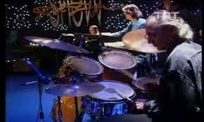 Erol Evgin-Kurumuş Bir Dal Gibi izle