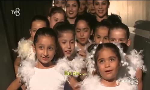 Yetenek Sizsiniz Turkiye-No Name Dans Crew'in Dans Gösterisi