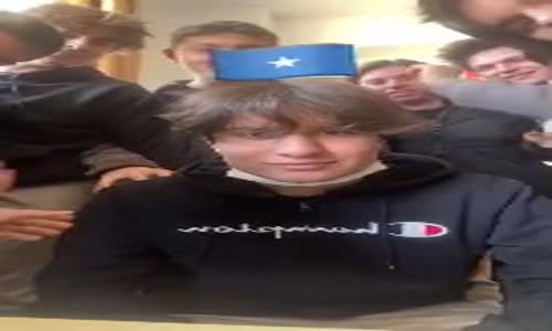 Liselilerin Dayak Cezalı Ülke Bayrağı Bilme Oyunu 