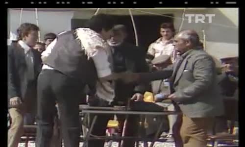 İbrahim Tatlıses - İndim Kuyu Dibine