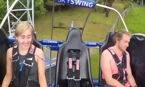 Bu Salıncakta Sallanmak Yürek ister