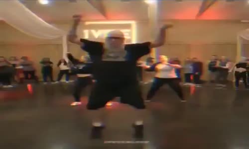 Yaş bazıları için sadece rakamlardan ibarettir, mi didim !