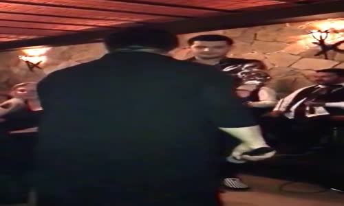 Murat Övüç'ün Kulak Kanatan Şarkı Performansı