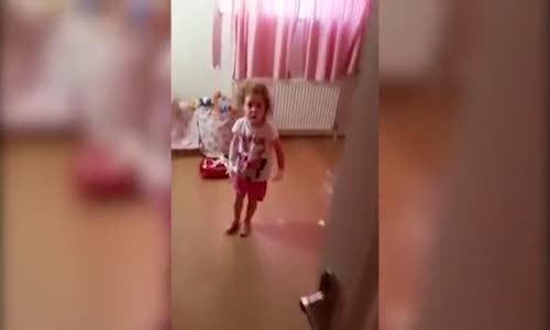 Bebeklerini 2 Dakika Yalnız Bırakan Annenin Dramı!