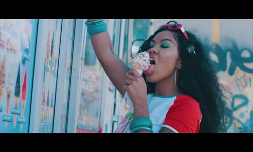 Chinese Kitty Hit Stick Wshh Exclusive 